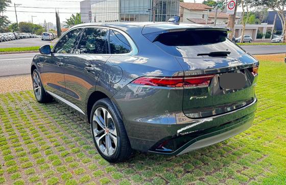 JAGUAR F-PACE 2.0 P400E PHEV R-DYNAMIC SE AWD AUTOMÁTICO JAGUAR F-PACE 2.0 P400E PHEV R-DYNAMIC SE AWD AUTOMÁTICO